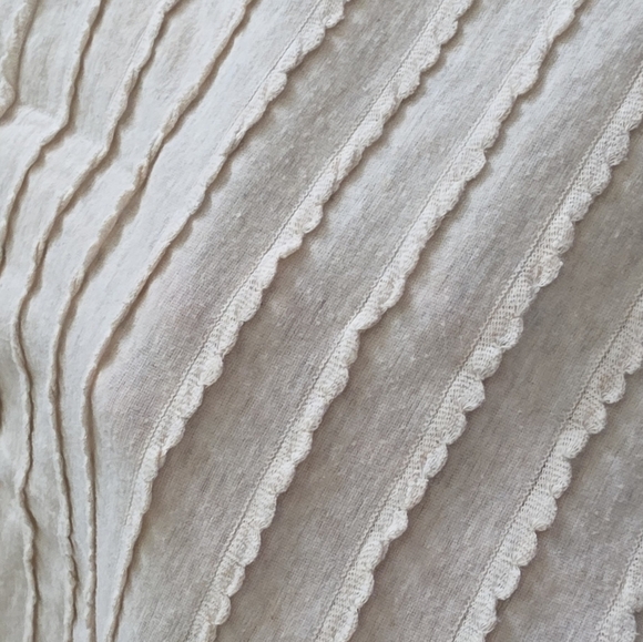 Elegant Cream Textjred omen's Top - Picture 3 of 5